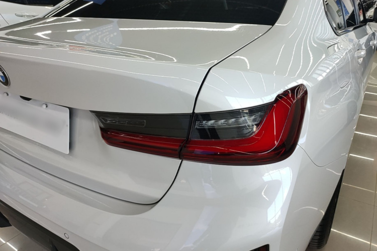 BMW 3 Series 2023 car image #8