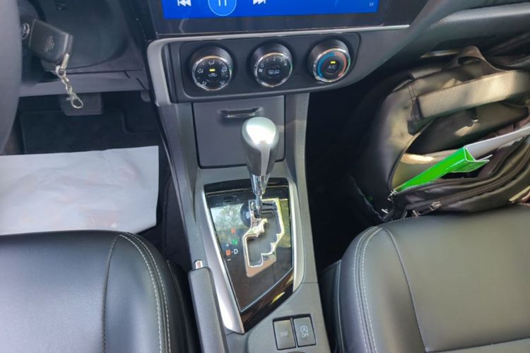 Toyota Corolla 2017 #14 Toyota Corolla 2017 car image #14