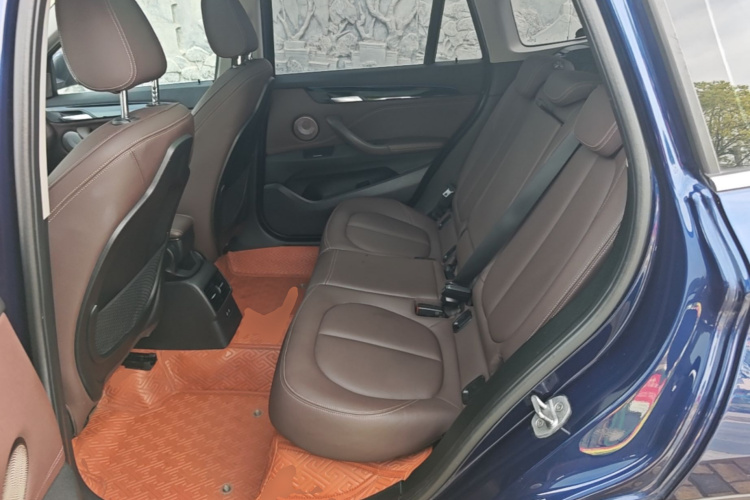 BMW X1 2020 car image #17