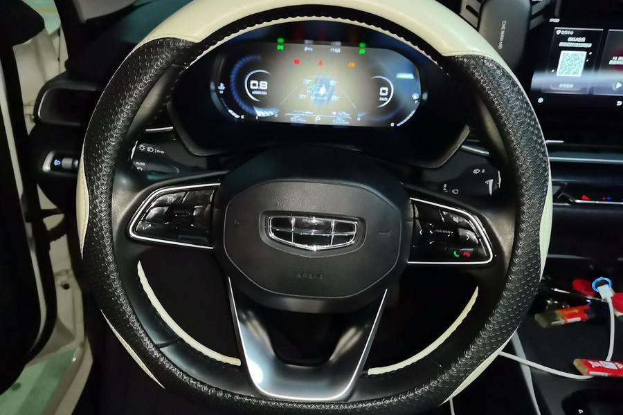 GEELY Emgrand 2022 #6 GEELY Emgrand 2022 car image #6