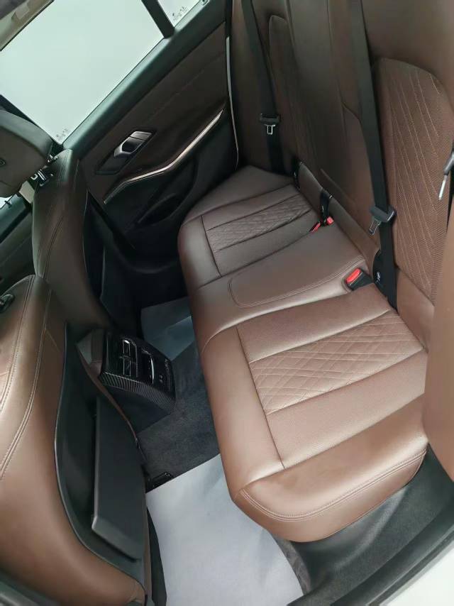 BMW 3 Series 2022 car image #8