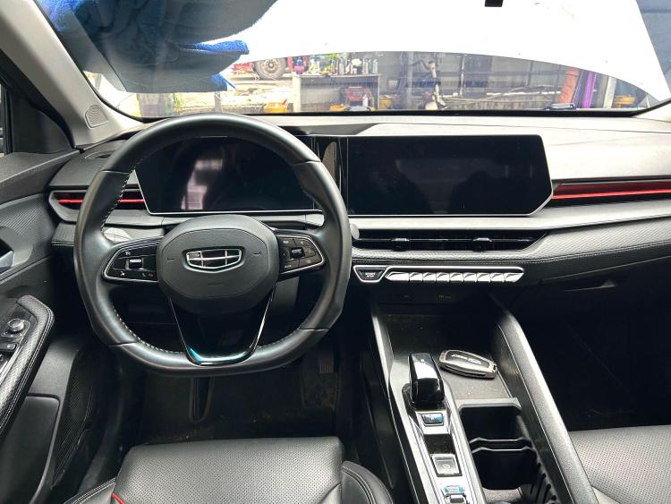 GEELY Binray 2022 immagine di auto #5
