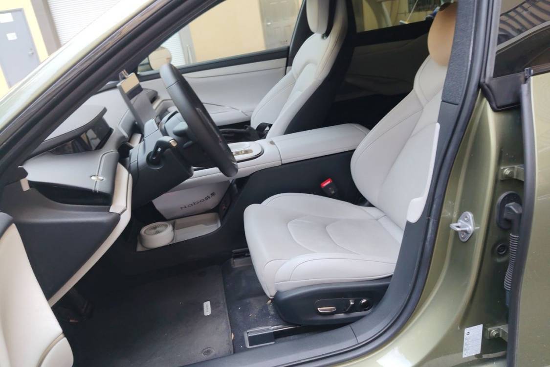 MI SU7 2024 car image #18