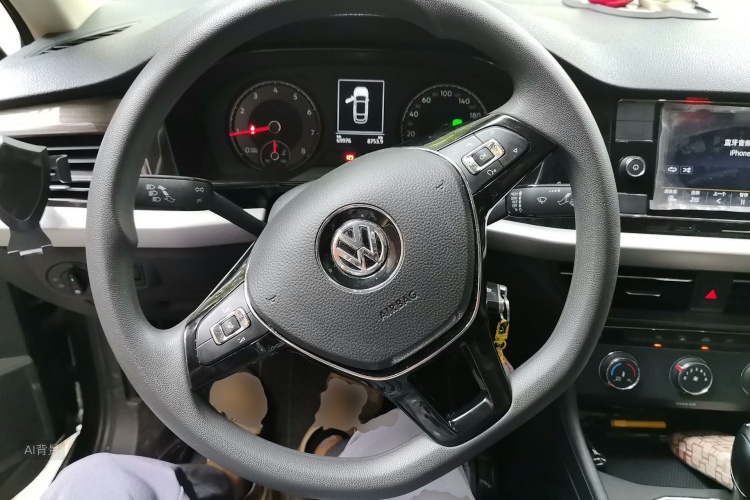 Volkswagen Lavida 2019 car image #12