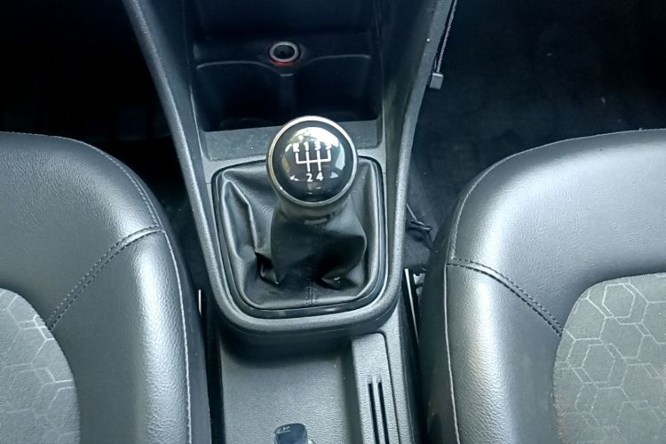 Volkswagen Santana 2016 car image #14