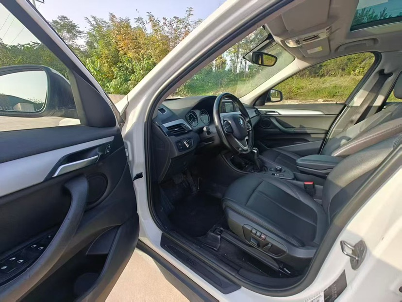 BMW X1 2018 #4 BMW X1 2018 car image #4