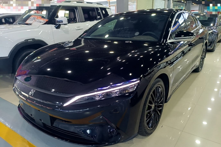 BYD Han 2022 #2 BYD Han 2022 immagine di auto #2