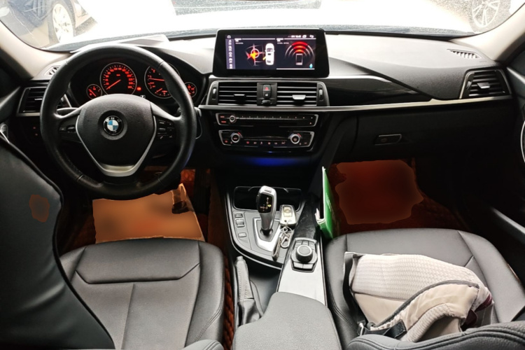BMW 3 Series 2017 #10 BMW 3 Series 2017 car image #10
