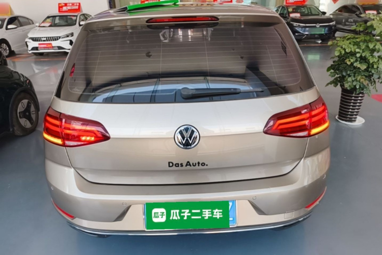 Volkswagen Golf 2018 #6 Volkswagen Golf 2018 car image #6
