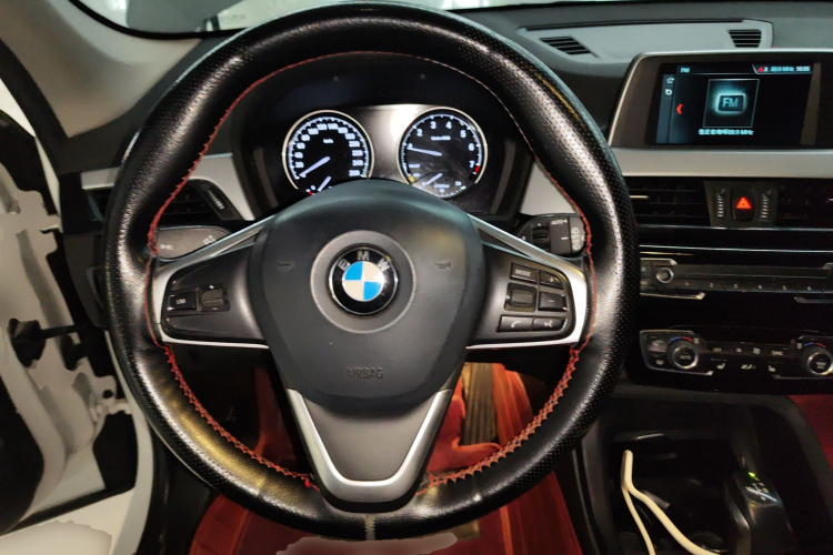 BMW X1 2019 car image #15