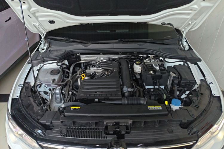 Volkswagen Golf 2024 #20 Volkswagen Golf 2024 car image #20