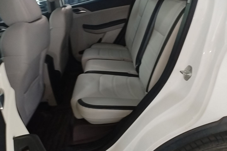 BYD Yuan Pro 2021 immagine di auto #13