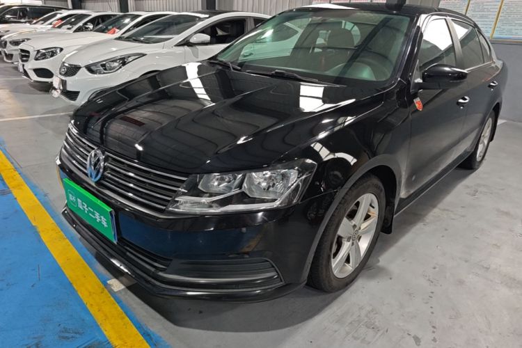 Volkswagen Lavida 2017 car image #2