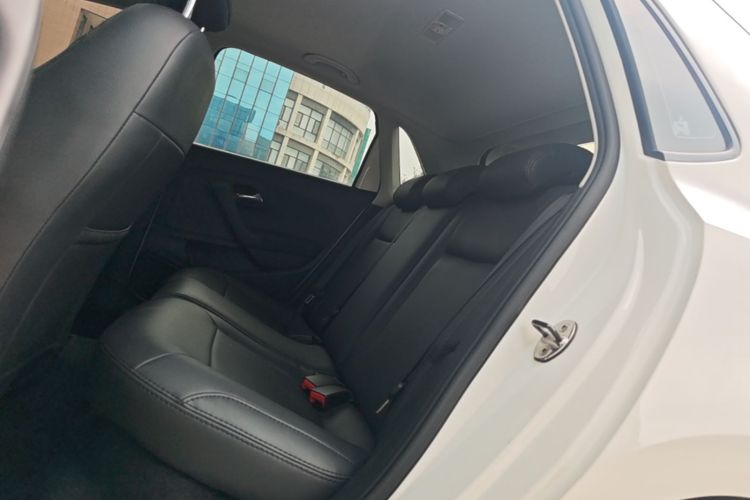 Volkswagen Polo 2018 #13 Volkswagen Polo 2018 car image #13
