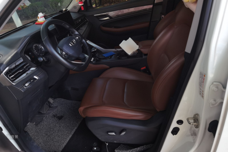 GEELY Vision X6 2021 immagine di auto #17