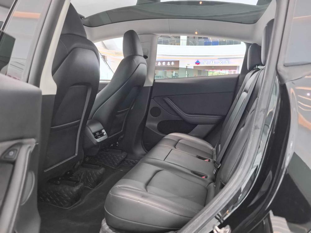 Tesla Model Y 2022 #29 Tesla Model Y 2022 car image #29