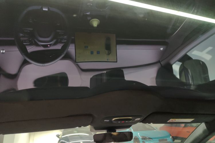 MI SU7 2024 car image #20