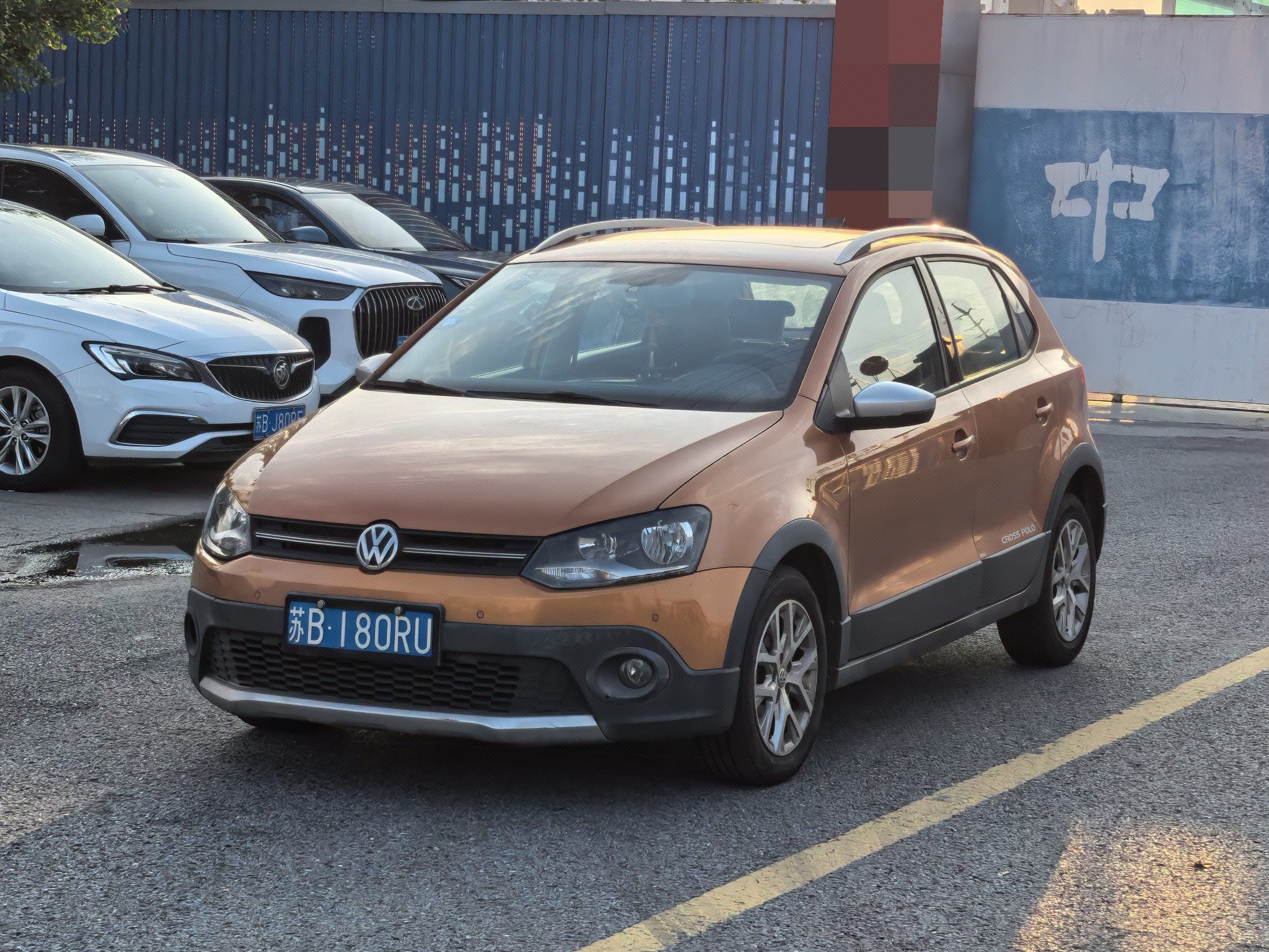 Volkswagen Polo 2015 car image 