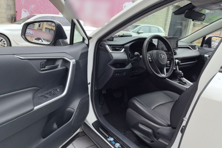 Toyota RAV4 2020 imagem de carro #12