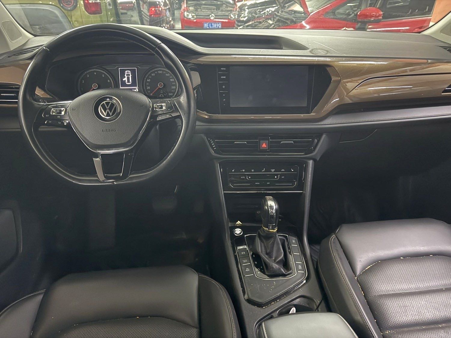 2021 car image #4
