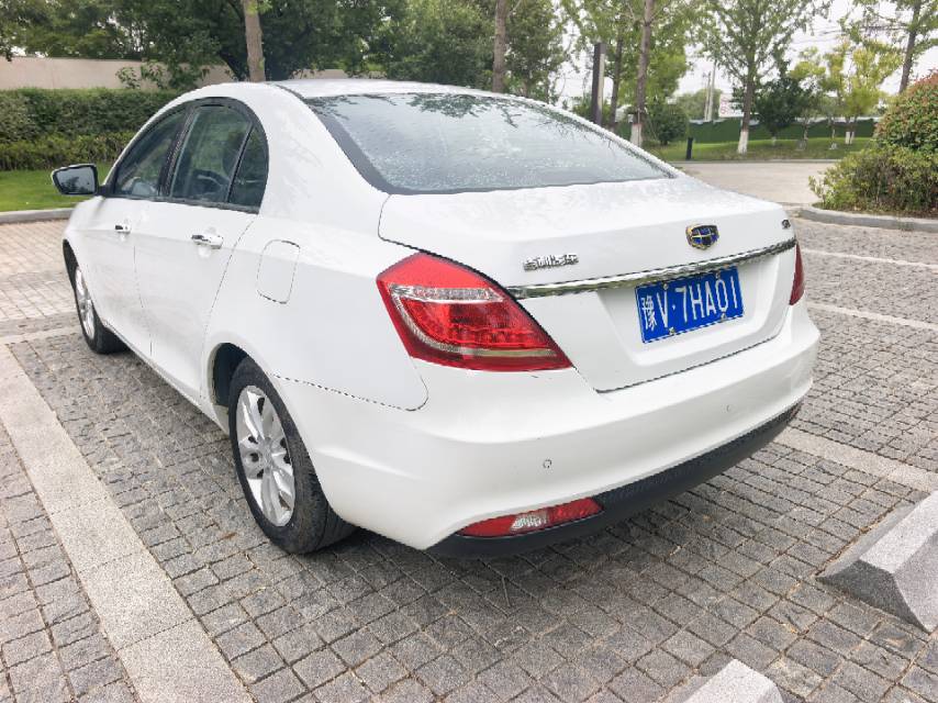 GEELY Emgrand 2016 car image #6