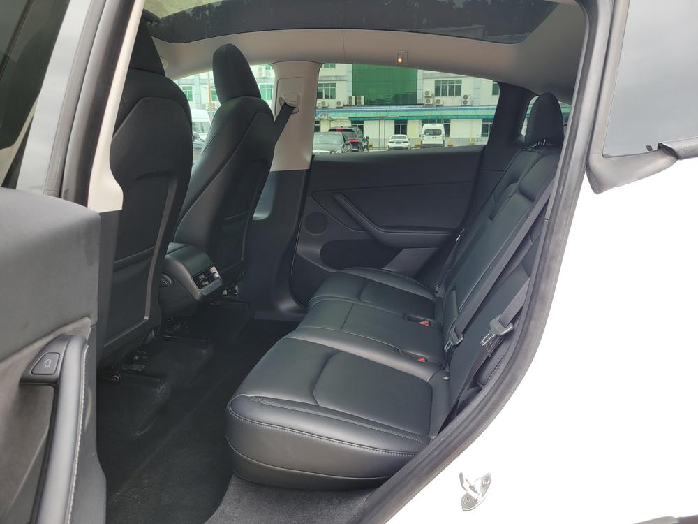 Tesla Model Y 2023 #21 Tesla Model Y 2023 car image #21