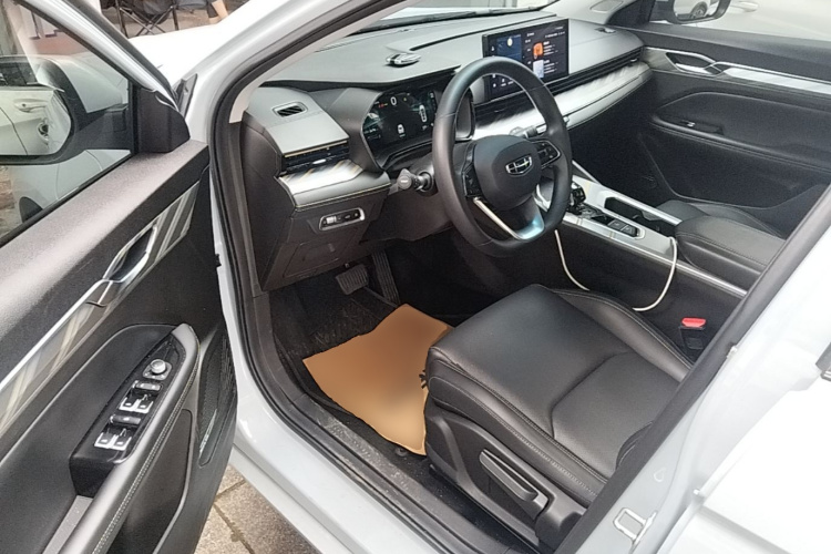 GEELY Emgrand L HiP 2023 car image #16