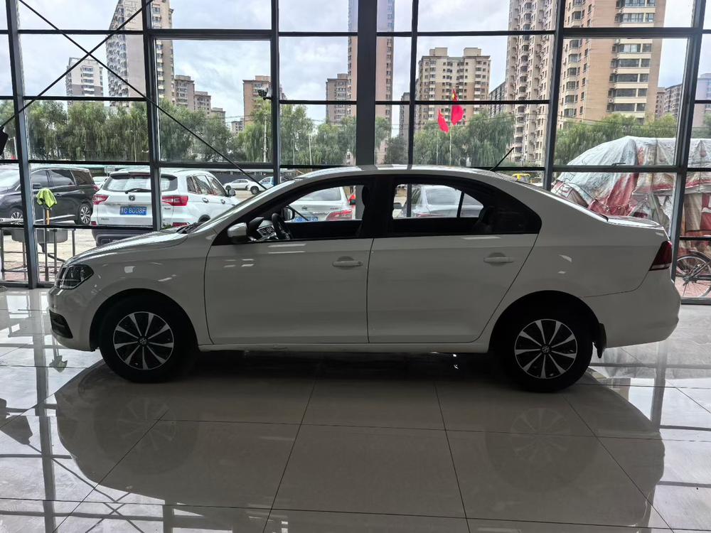 Volkswagen Santana 2021 car image #3