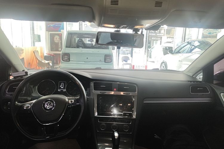 Volkswagen Golf 2017 #10 Volkswagen Golf 2017 car image #10