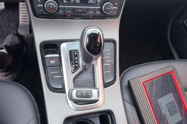 GEELY Emgrand GS 2017 #14 GEELY Emgrand GS 2017 car image #14