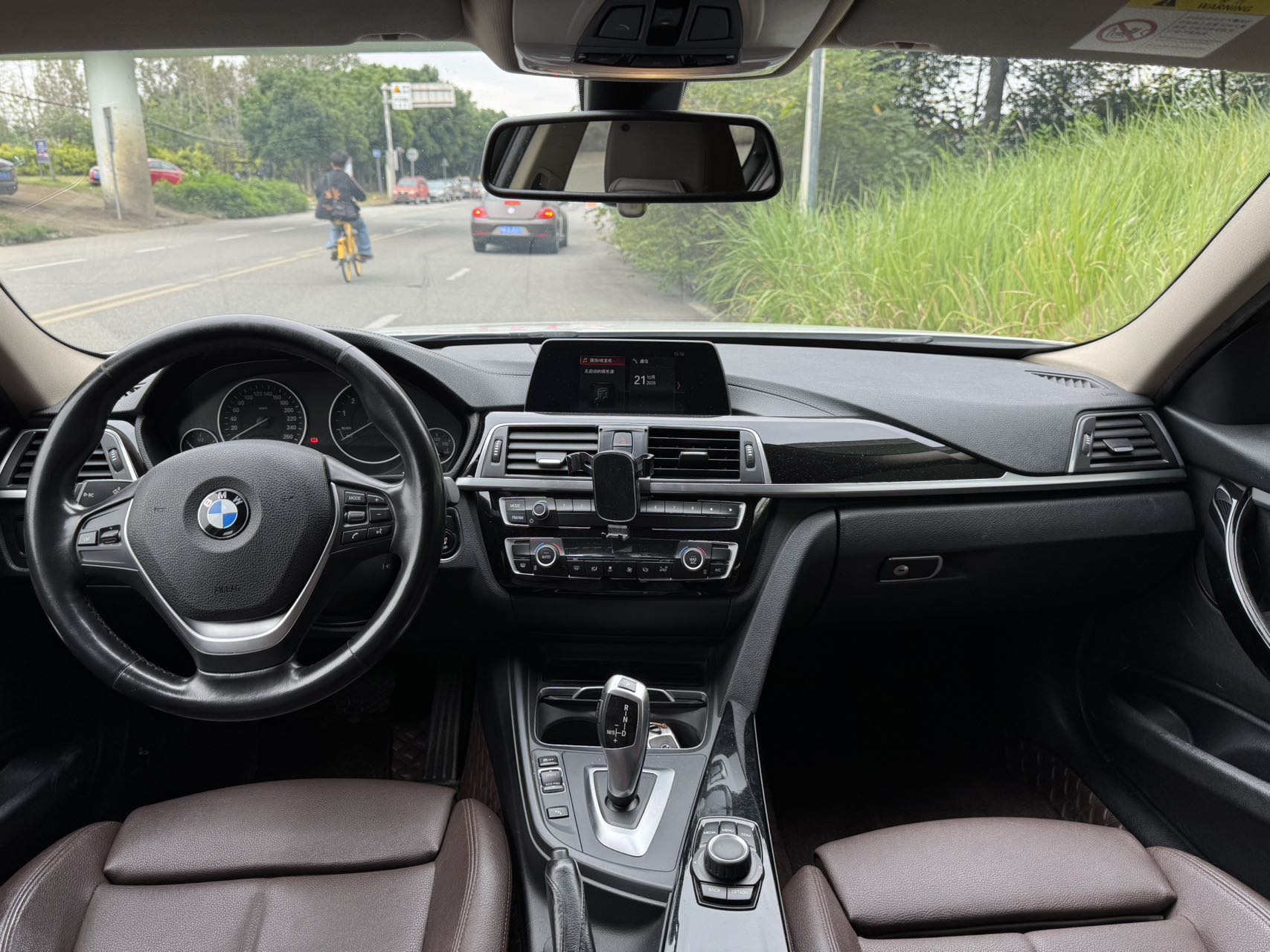 BMW 3 Series 2018 imagem de carro #4