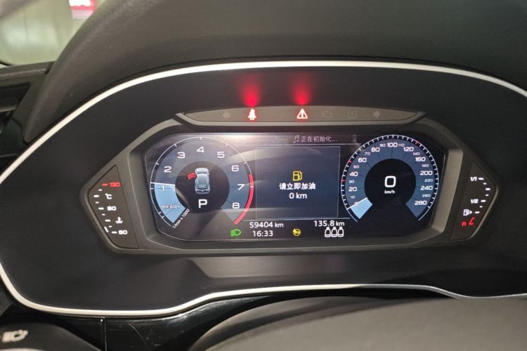 Audi Q3 2021 car image #12