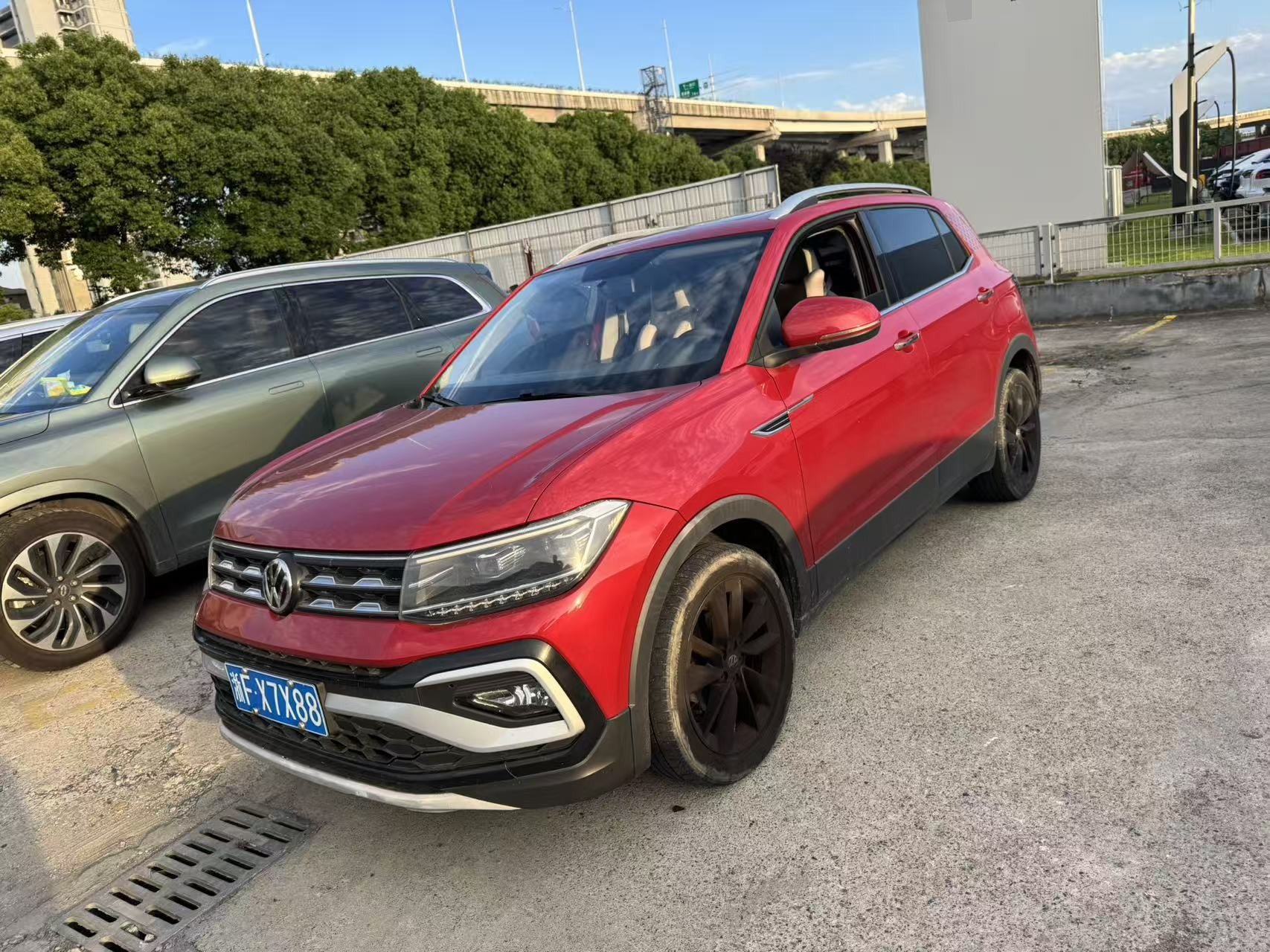 Volkswagen T-Cross 2019 car image 