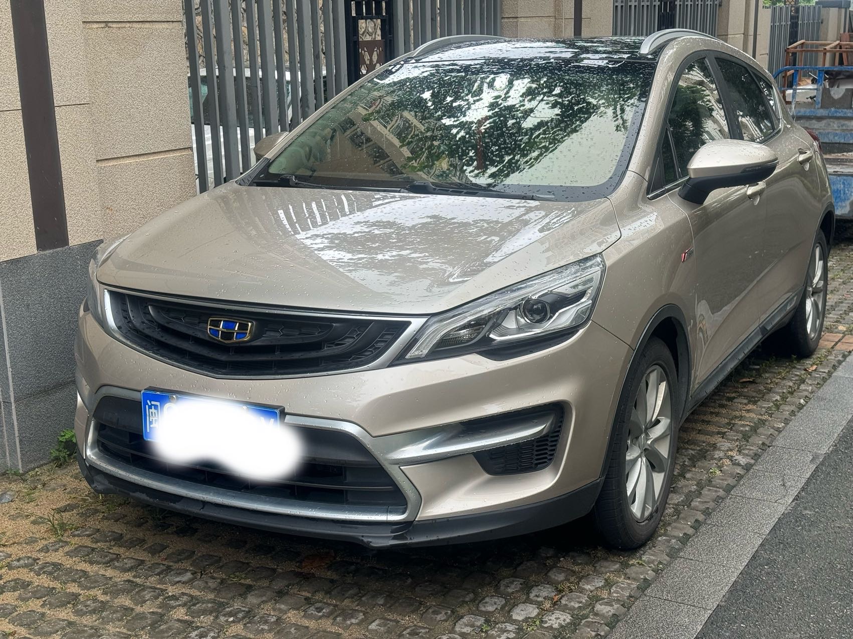GEELY Emgrand GS 2017 car image 