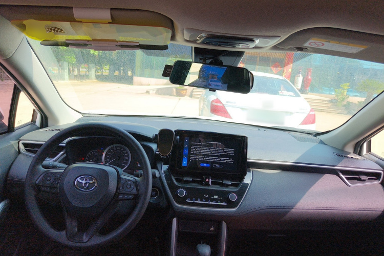 Toyota Corolla Cross 2023 car image #10