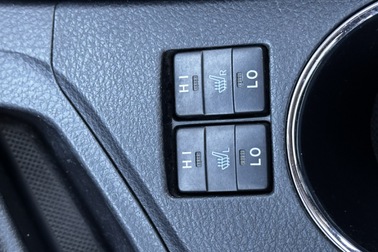 Toyota Corolla 2015 #17 Toyota Corolla 2015 car image #17