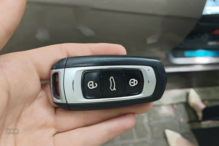 GEELY Emgrand 2019 #10 GEELY Emgrand 2019 car image #10