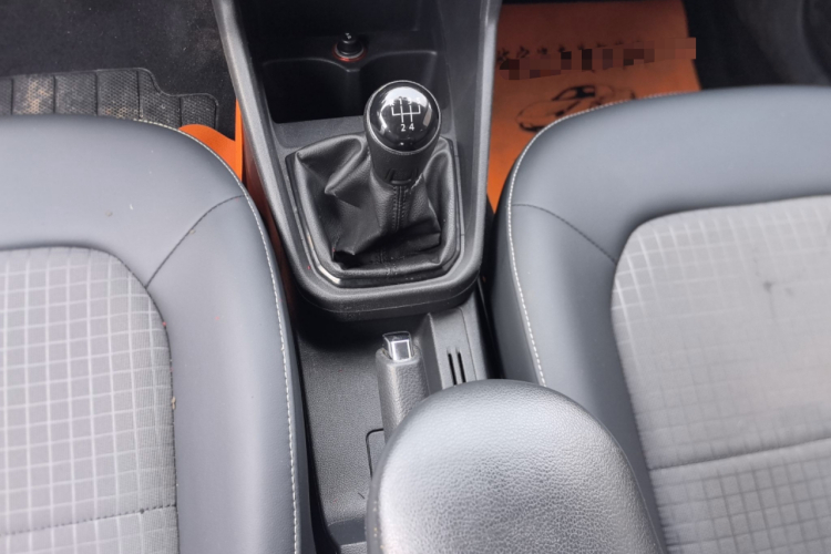 Volkswagen Santana 2016 car image #14