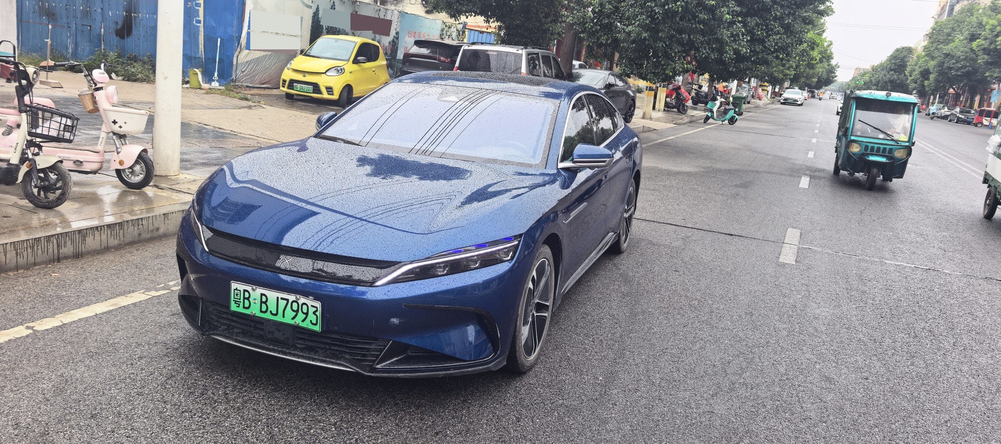 BYD Han 2023 BYD Han 2023 car image