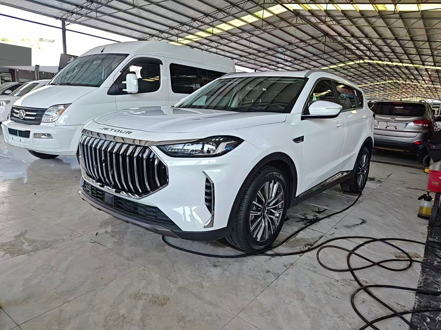 Jetour X70 PLUS 2023 Jetour X70 PLUS 2023 car image