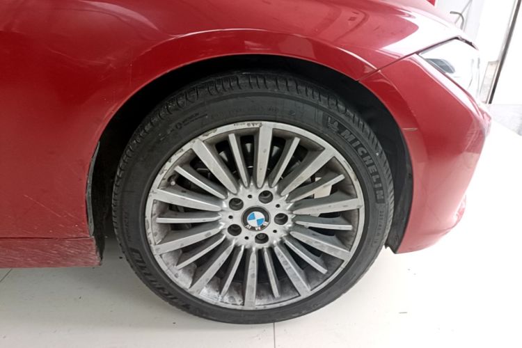 BMW 3 Series 2018 #9 BMW 3 Series 2018 car image #9