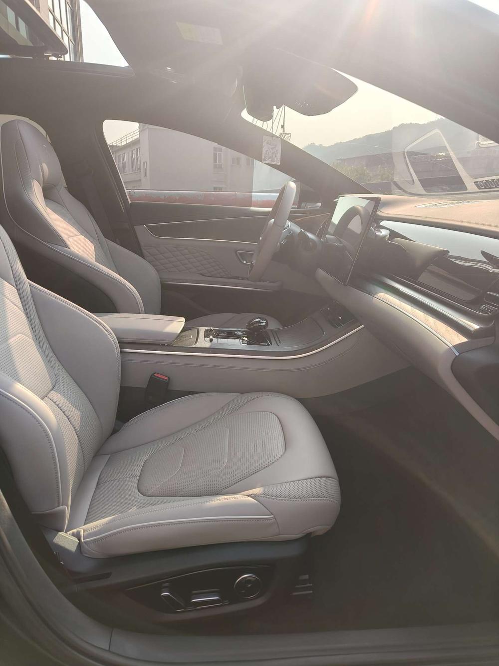 BYD Han 2024 imagem de carro #12