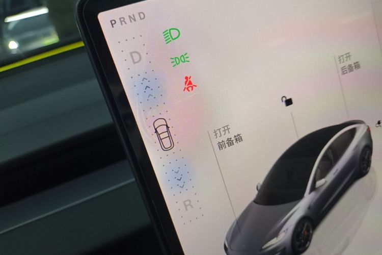 Tesla Model 3 2024 #14 Tesla Model 3 2024 car image #14