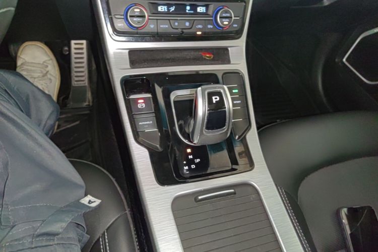 GEELY Emgrand GS 2019 car image #14