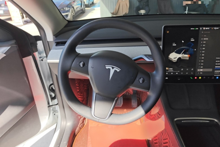 Tesla Model Y 2024 #11 Tesla Model Y 2024 image de voiture #11