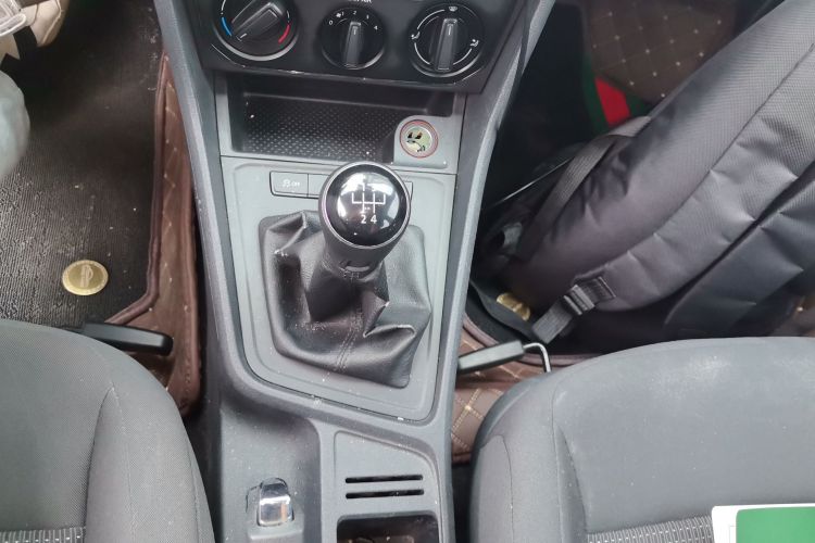 Volkswagen Lavida 2018 #14 Volkswagen Lavida 2018 car image #14