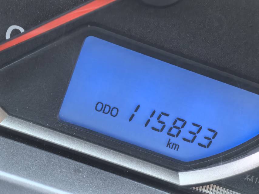 Toyota RAV4 2019 immagine di auto #9