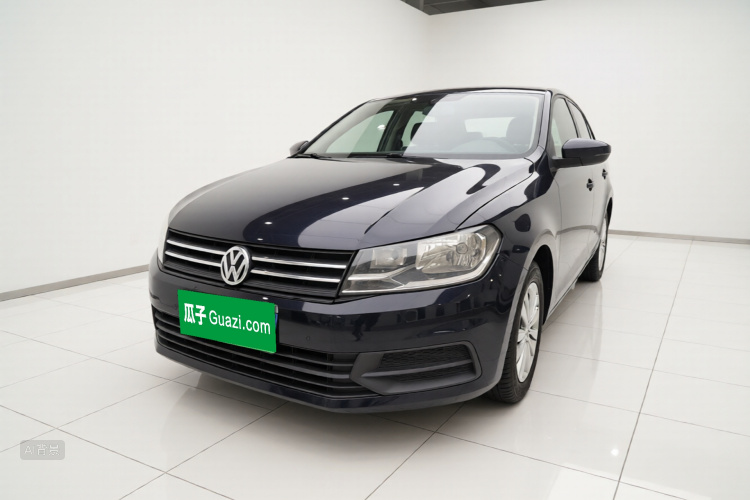 Volkswagen Santana 2019 car image #2