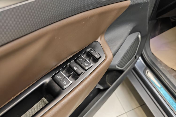 GEELY Emgrand GS 2017 #26 GEELY Emgrand GS 2017 car image #26