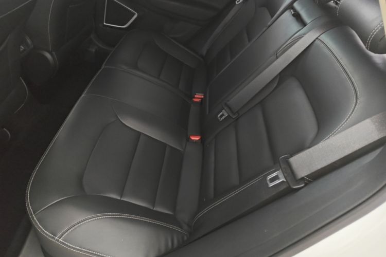 GEELY Emgrand GS 2019 #17 GEELY Emgrand GS 2019 car image #17